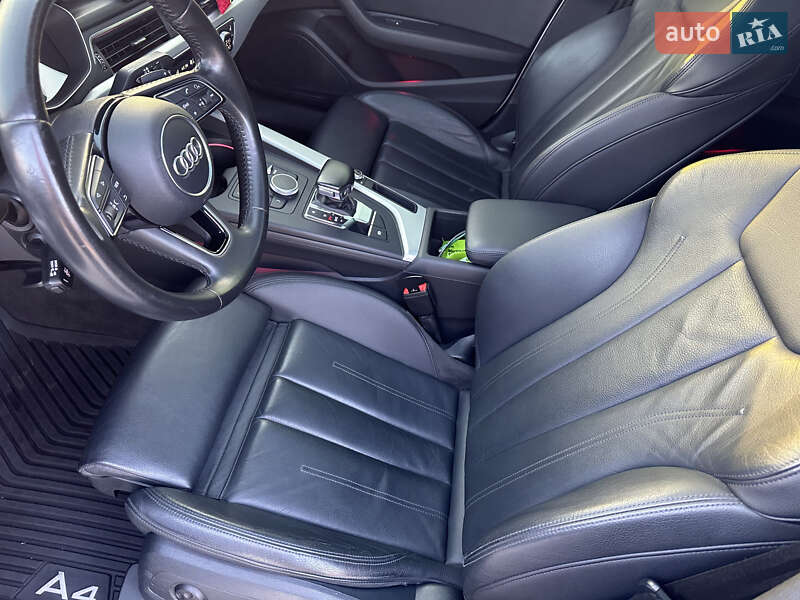 Седан Audi A4 2016 в Дніпрі