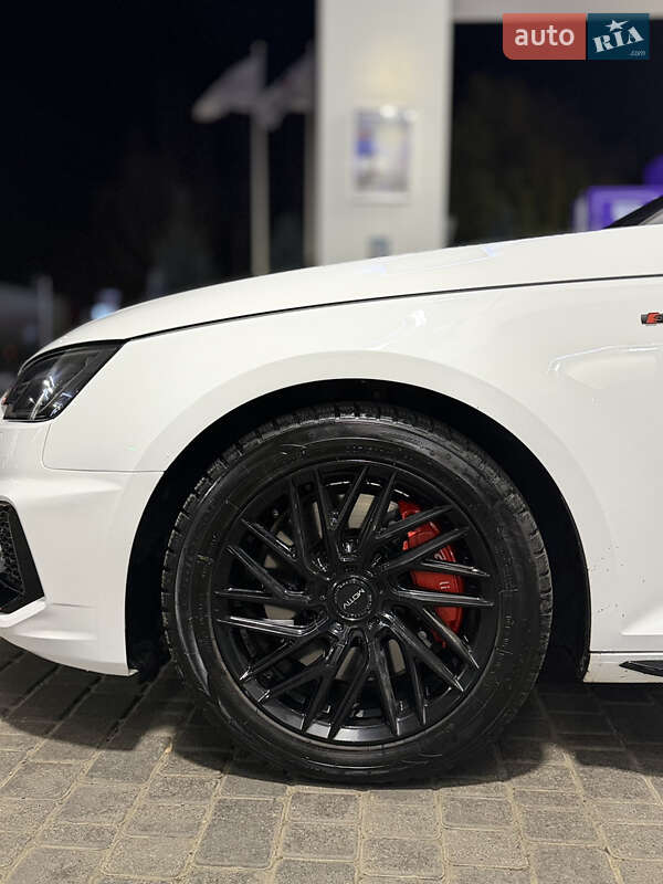 Седан Audi A4 2016 в Одессе