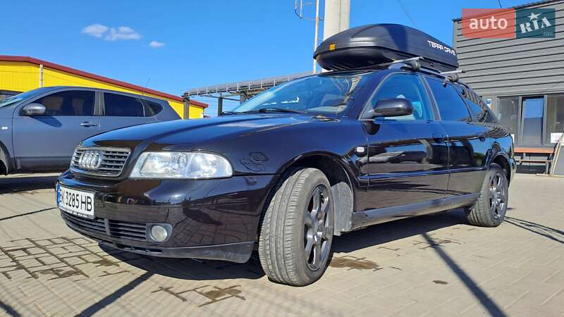 Універсал Audi A4 2000 в Вараші