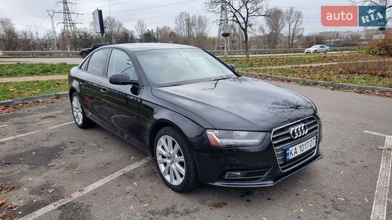 Седан Audi A4 2014 в Києві