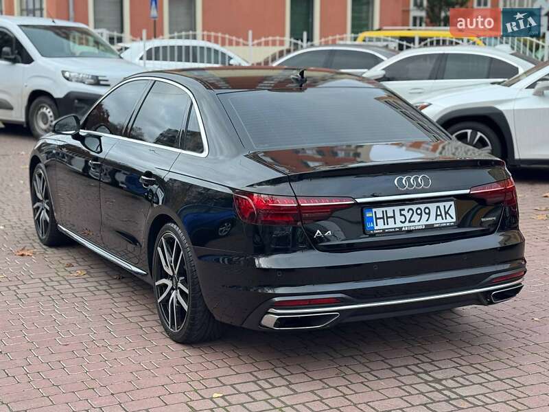 Седан Audi A4 2024 в Одесі