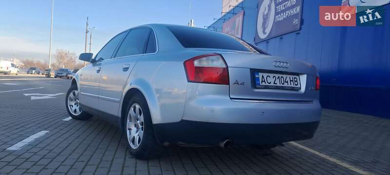 Седан Audi A4 2001 в Нововолынске