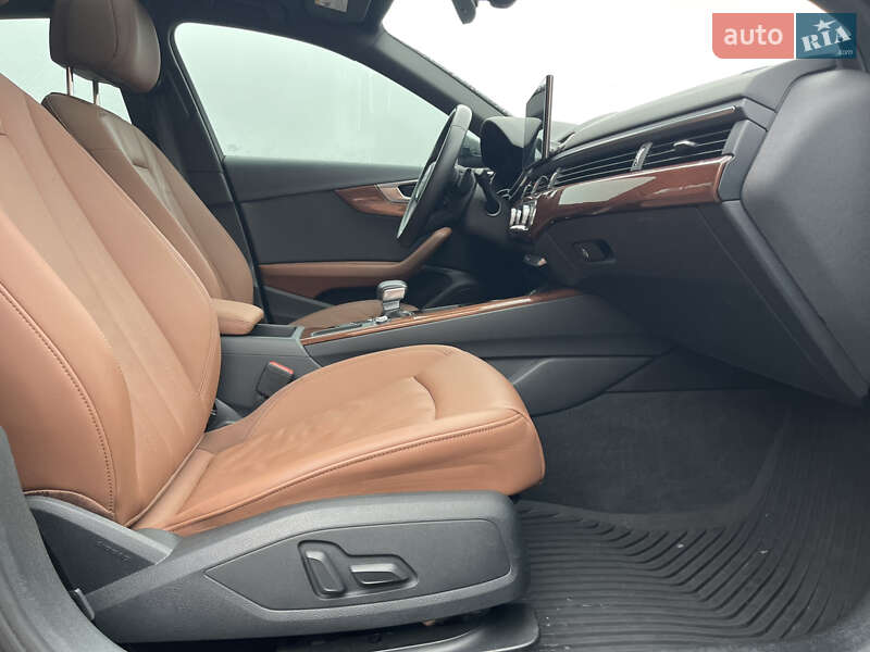 Седан Audi A4 2020 в Києві