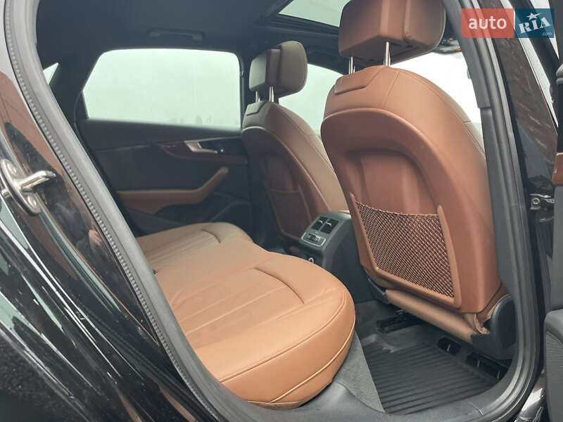 Седан Audi A4 2020 в Києві