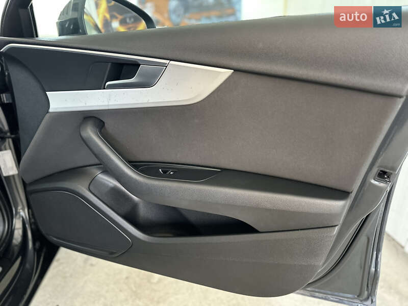 Универсал Audi A4 2016 в Дрогобыче