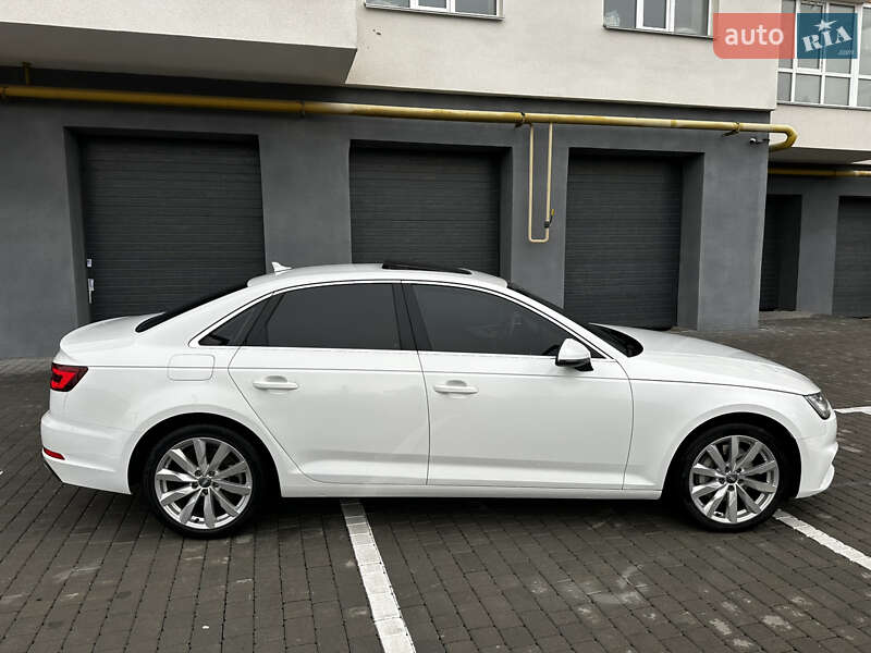 Седан Audi A4 2019 в Вінниці