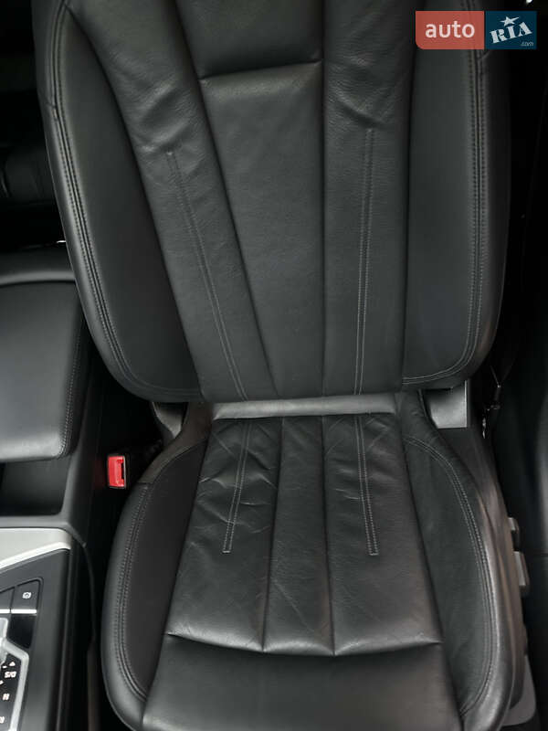 Седан Audi A4 2019 в Вінниці