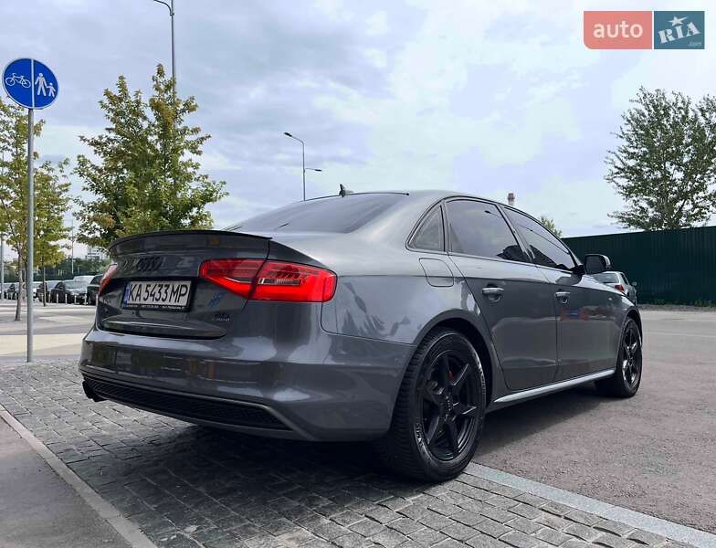 Седан Audi A4 2014 в Киеве