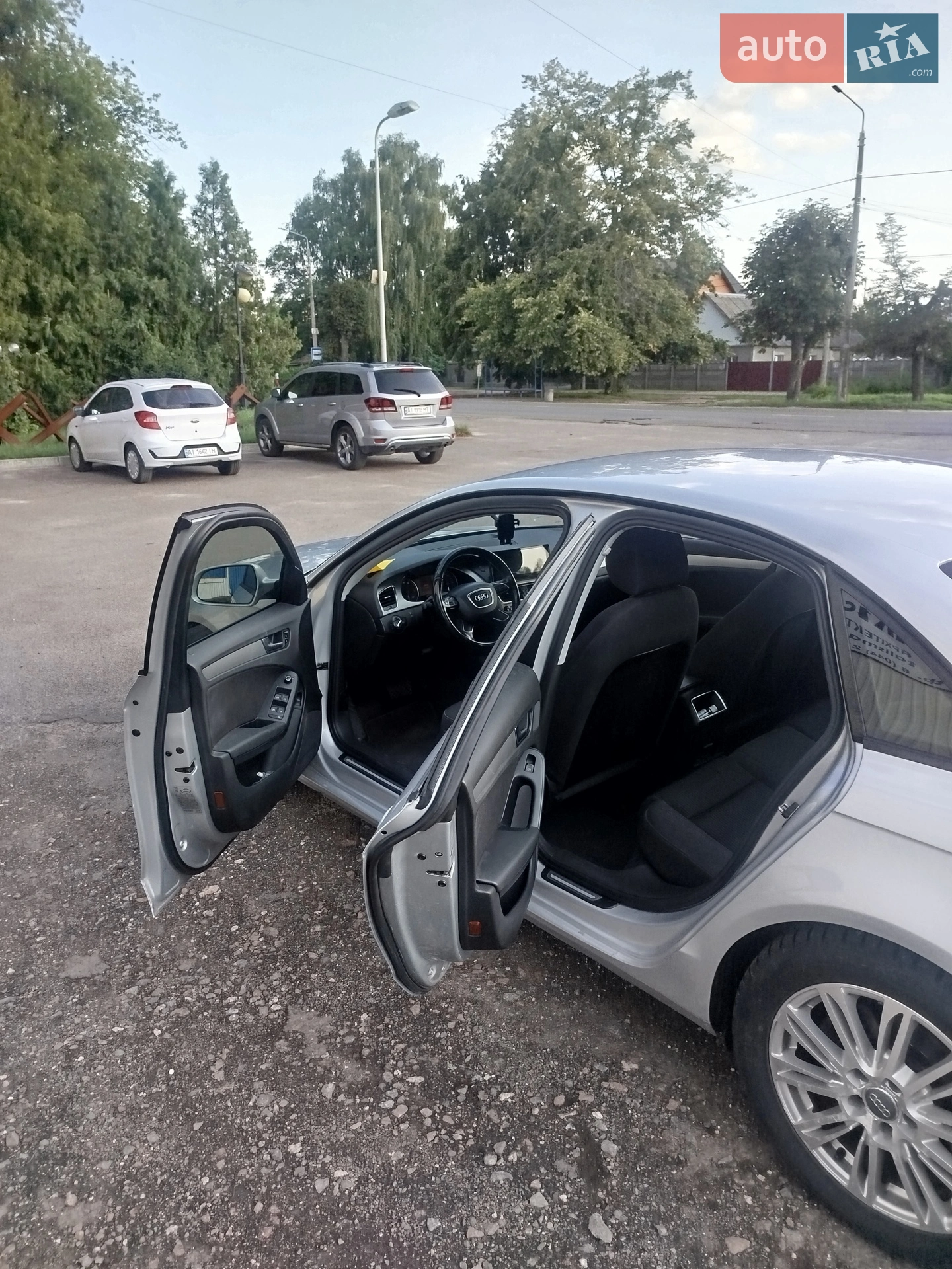 2010 Audi A4 - мініатюра 3