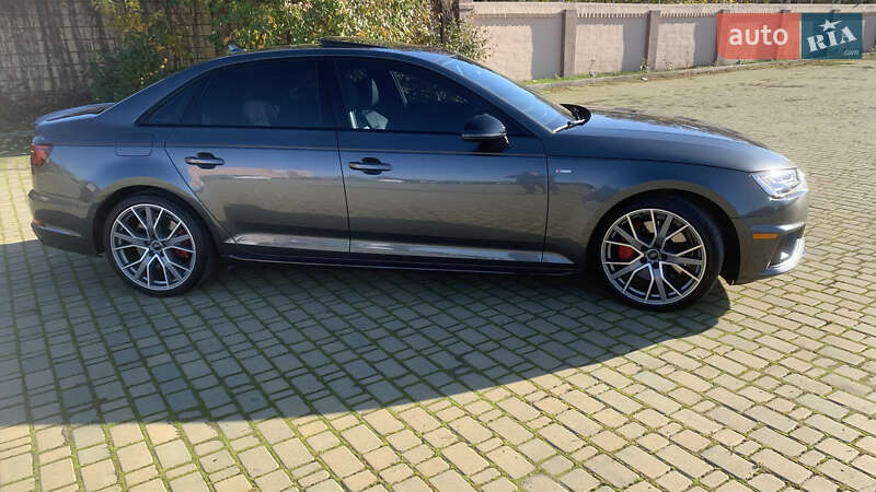 Седан Audi A4 2018 в Одессе