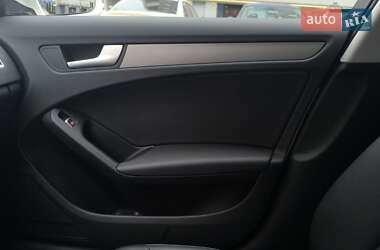Седан Audi A4 2014 в Івано-Франківську