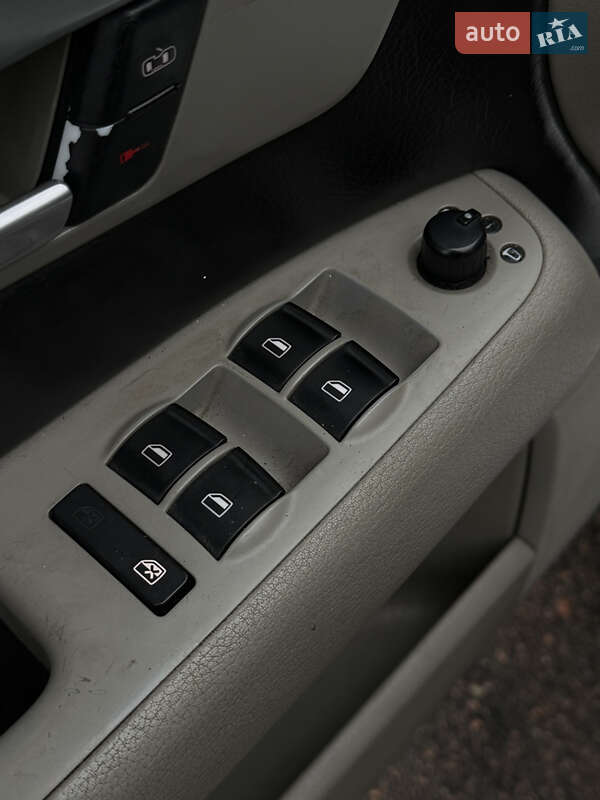Седан Audi A4 2005 в Киеве фото 14 Седан Audi A4 2005 в Киеве