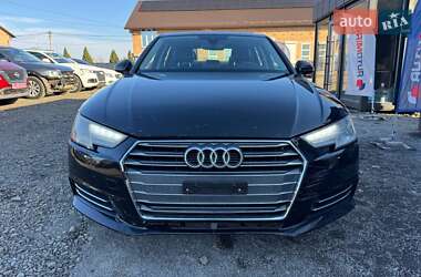 Седан Audi A4 2015 в Сокале
