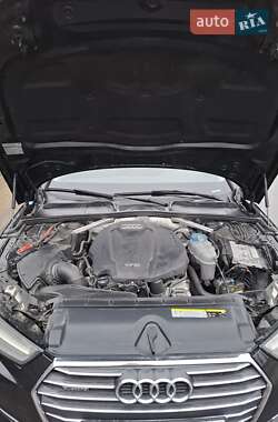 Седан Audi A4 2015 в Киеве