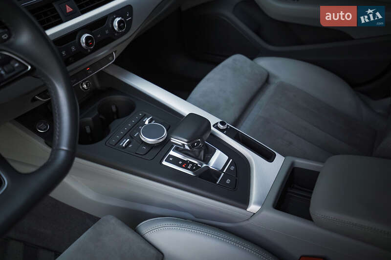 Универсал Audi A4 2019 в Харькове