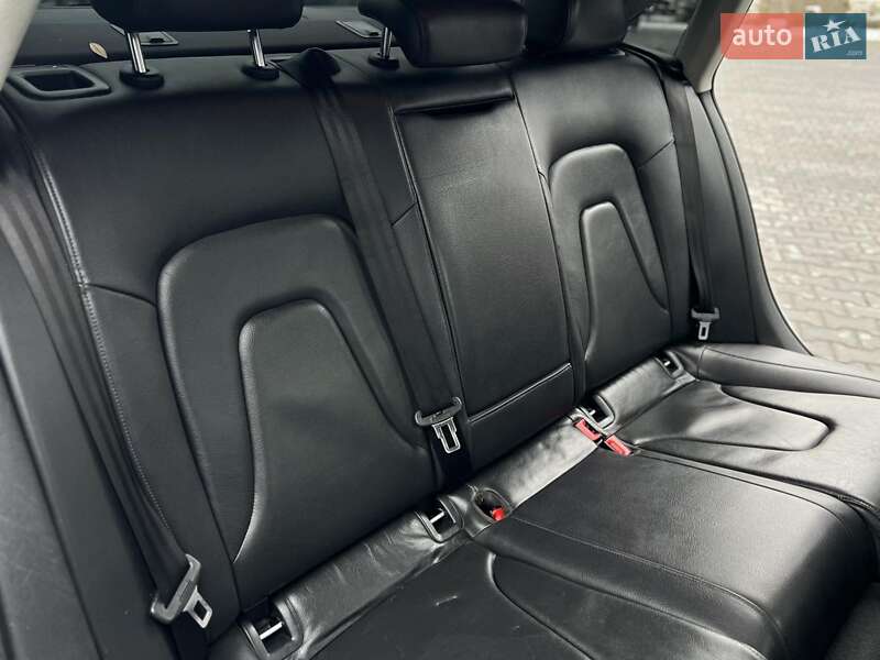 Седан Audi A4 2013 в Тернополе