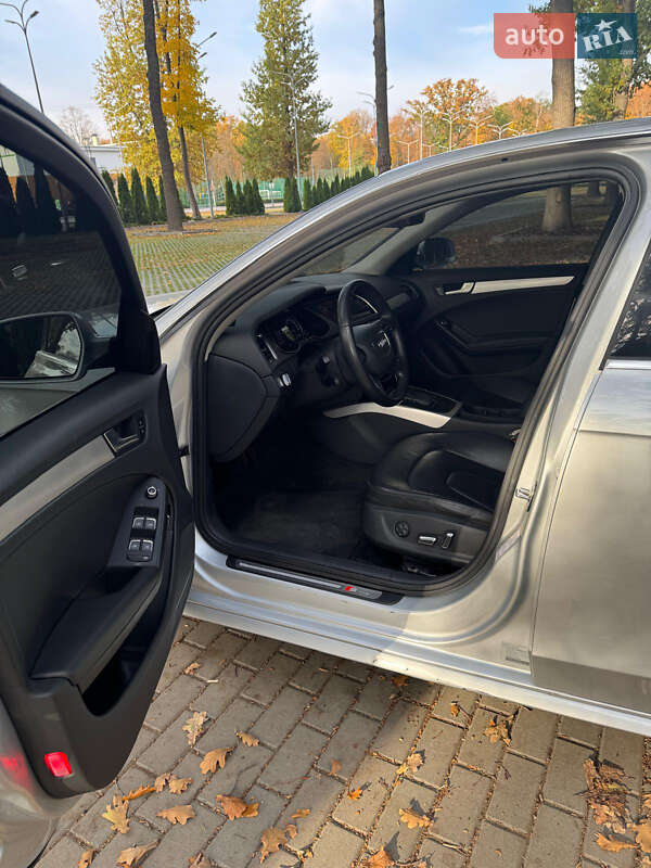 Седан Audi A4 2013 в Харькове