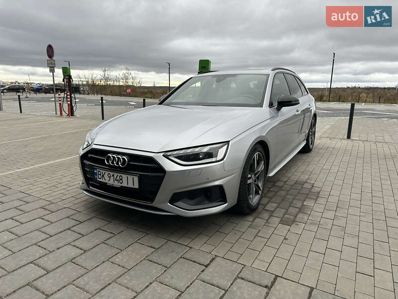 Audi A4 2019