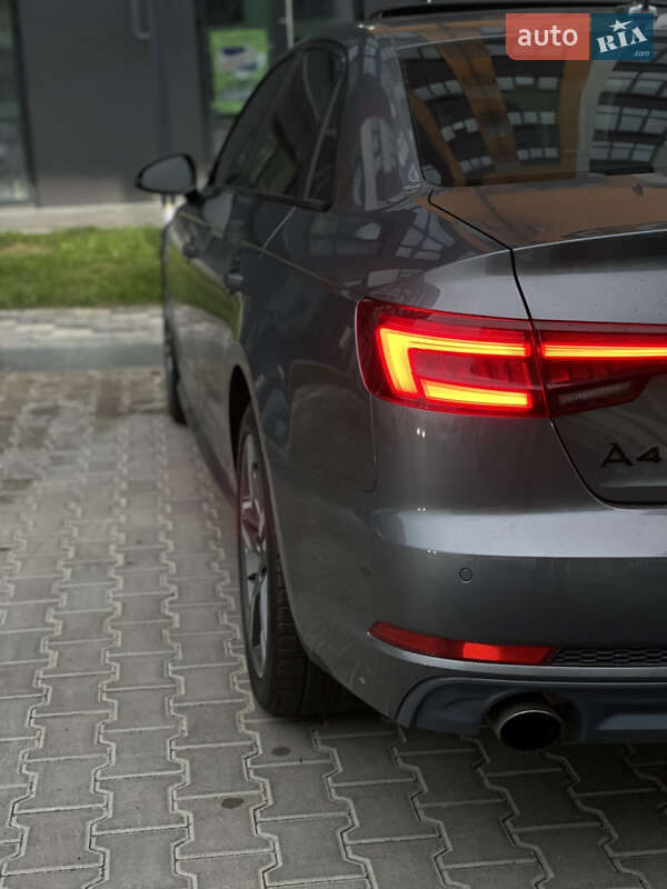 Седан Audi A4 2017 в Ровно