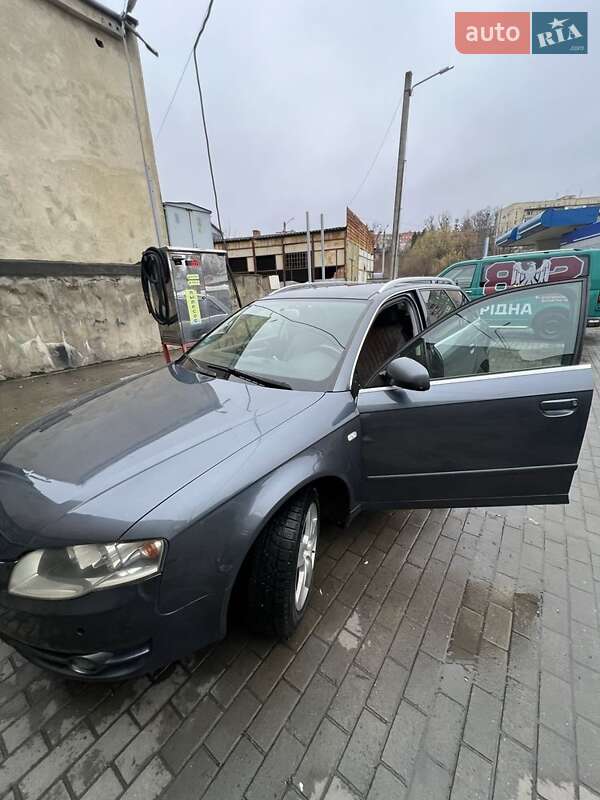 Універсал Audi A4 2004 в Чернівцях