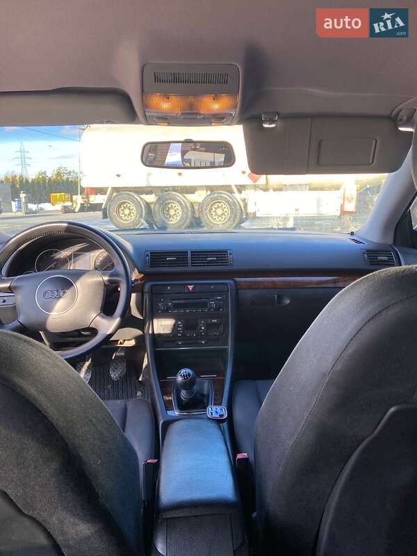 Универсал Audi A4 2002 в Львове