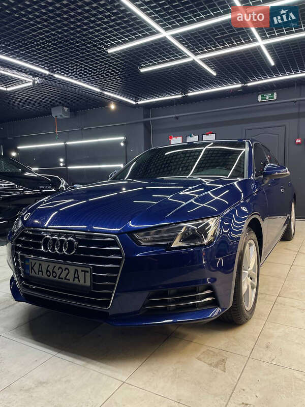 Седан Audi A4 2016 в Києві