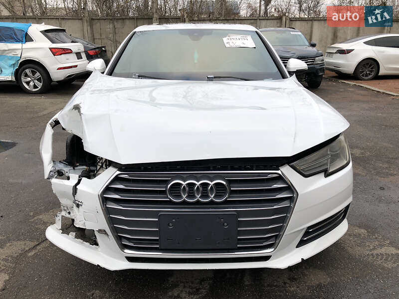 Седан Audi A4 2017 в Ирпене