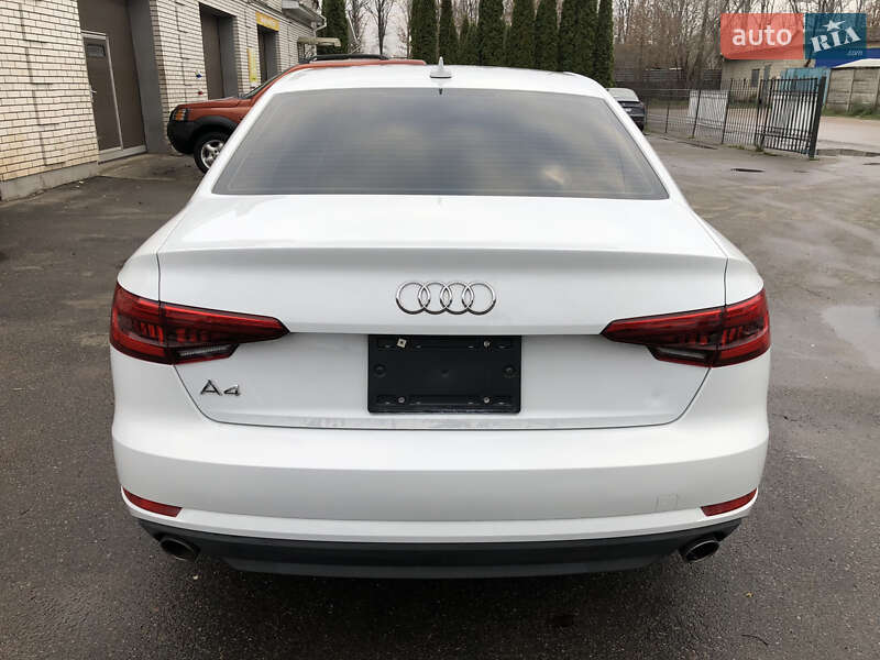 Седан Audi A4 2017 в Ирпене