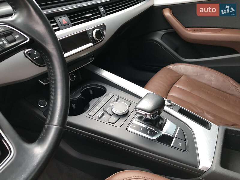 Седан Audi A4 2017 в Ирпене