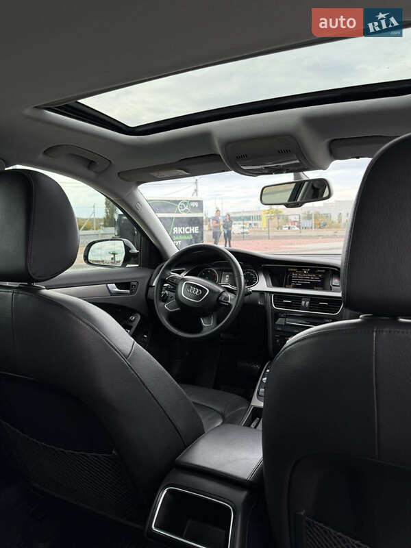 Седан Audi A4 2013 в Миколаєві