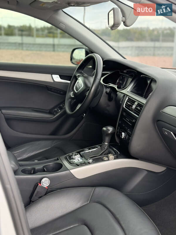 Седан Audi A4 2013 в Миколаєві
