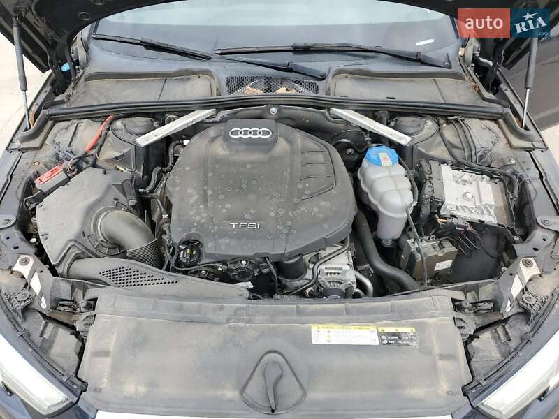 Седан Audi A4 2018 в Львові