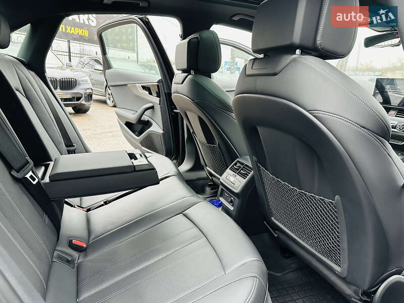 Седан Audi A4 2021 в Харкові