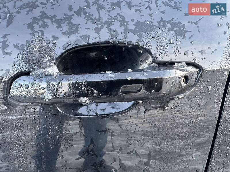 Седан Audi A4 2020 в Львові