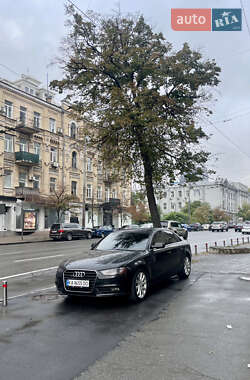 Седан Audi A4 2012 в Киеве