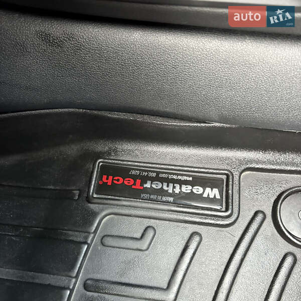 Седан Audi A4 2018 в Тернополі