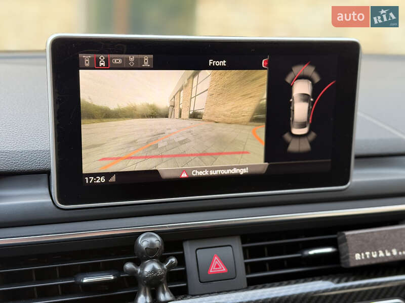 Седан Audi A4 2017 в Луцке