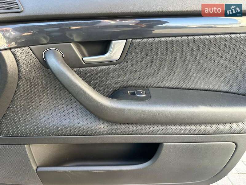 Седан Audi A4 2003 в Одесі