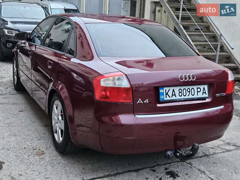 Седан Audi A4 2004 в Киеве