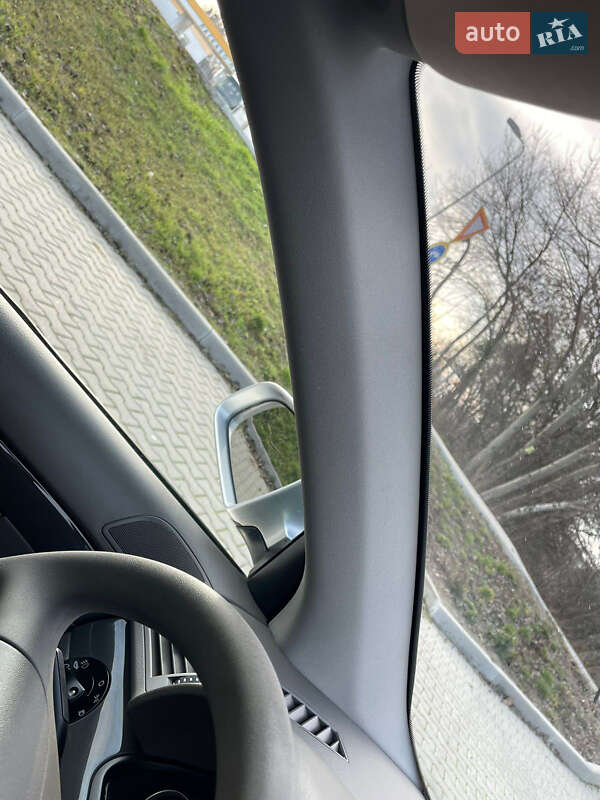 Седан Audi A4 2003 в Вінниці