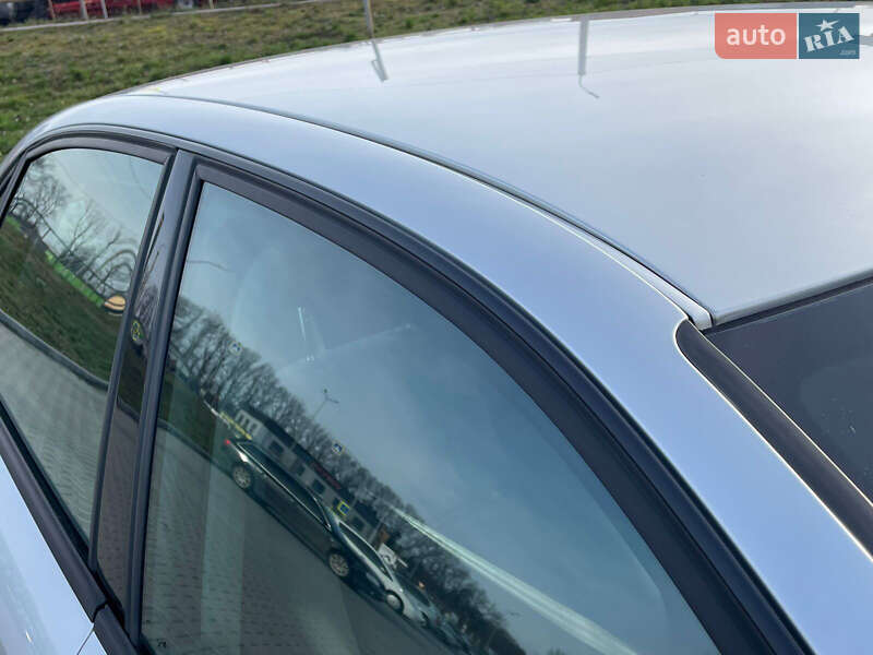 Седан Audi A4 2003 в Вінниці