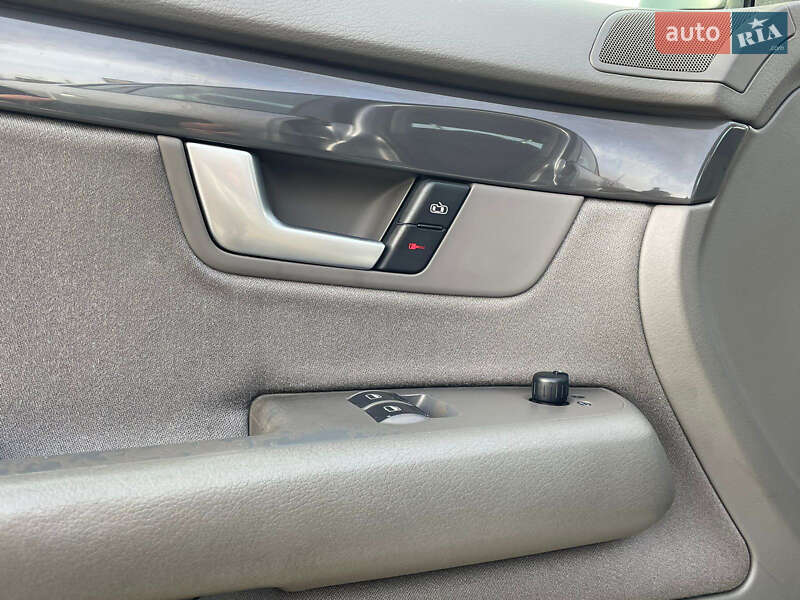 Седан Audi A4 2003 в Вінниці