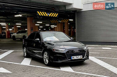 Седан Audi A4 2019 в Киеве