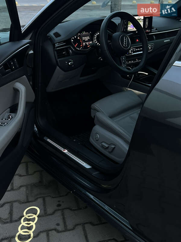 Седан Audi A4 2020 в Києві