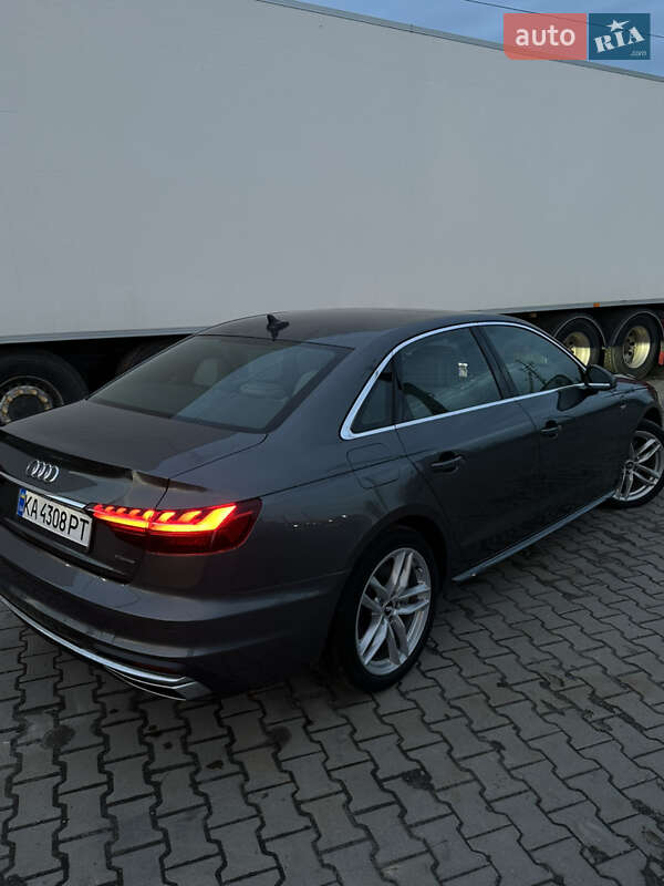 Седан Audi A4 2020 в Києві