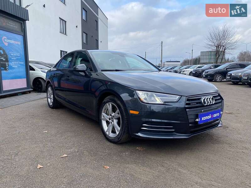 Седан Audi A4 2017 в Виннице