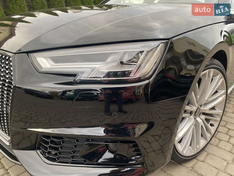 Седан Audi A4 2017 в Самборі