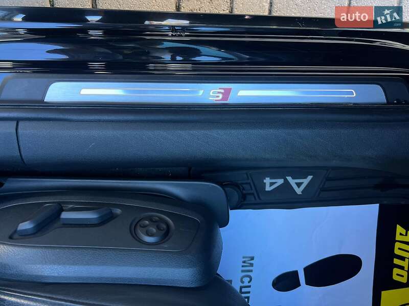 Седан Audi A4 2016 в Івано-Франківську