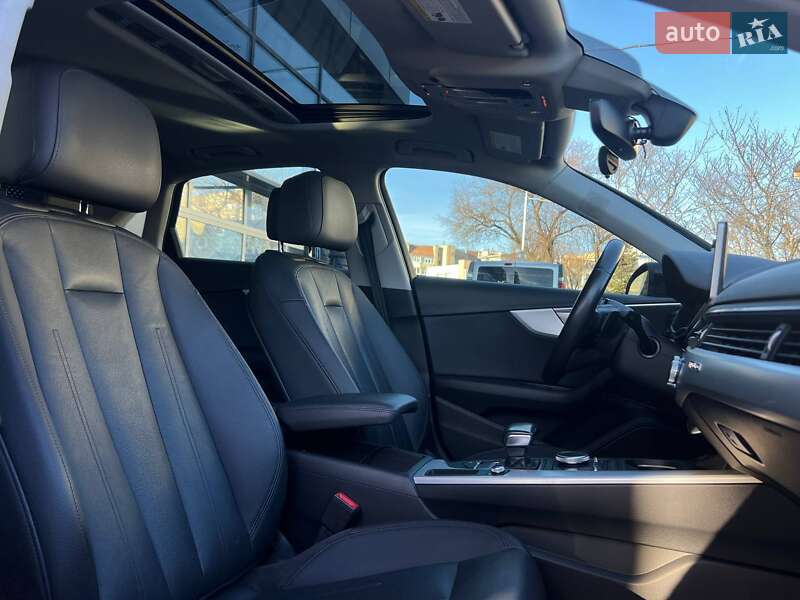 Седан Audi A4 2016 в Івано-Франківську