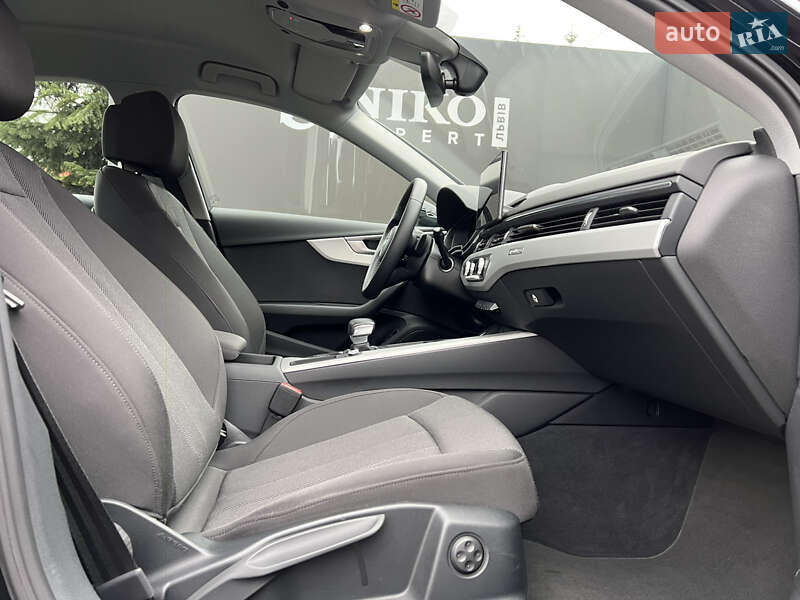 Седан Audi A4 2023 в Львове фото 26 Седан Audi A4 2023 в Львове